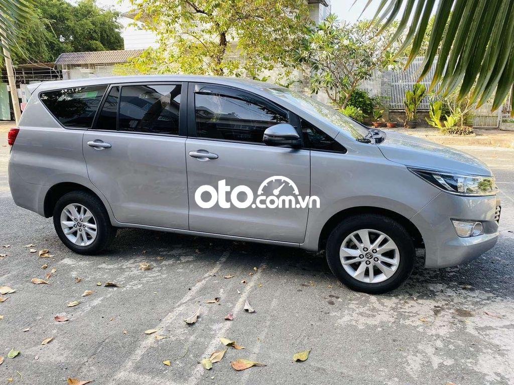 Toyota Innova Bán   E 2019 giá 587tr 2019 - Bán toyota INNOVA E 2019 giá 587tr