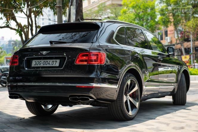 Bentley Bentayga 2019 - Màu đen, nhập khẩu Mỹ