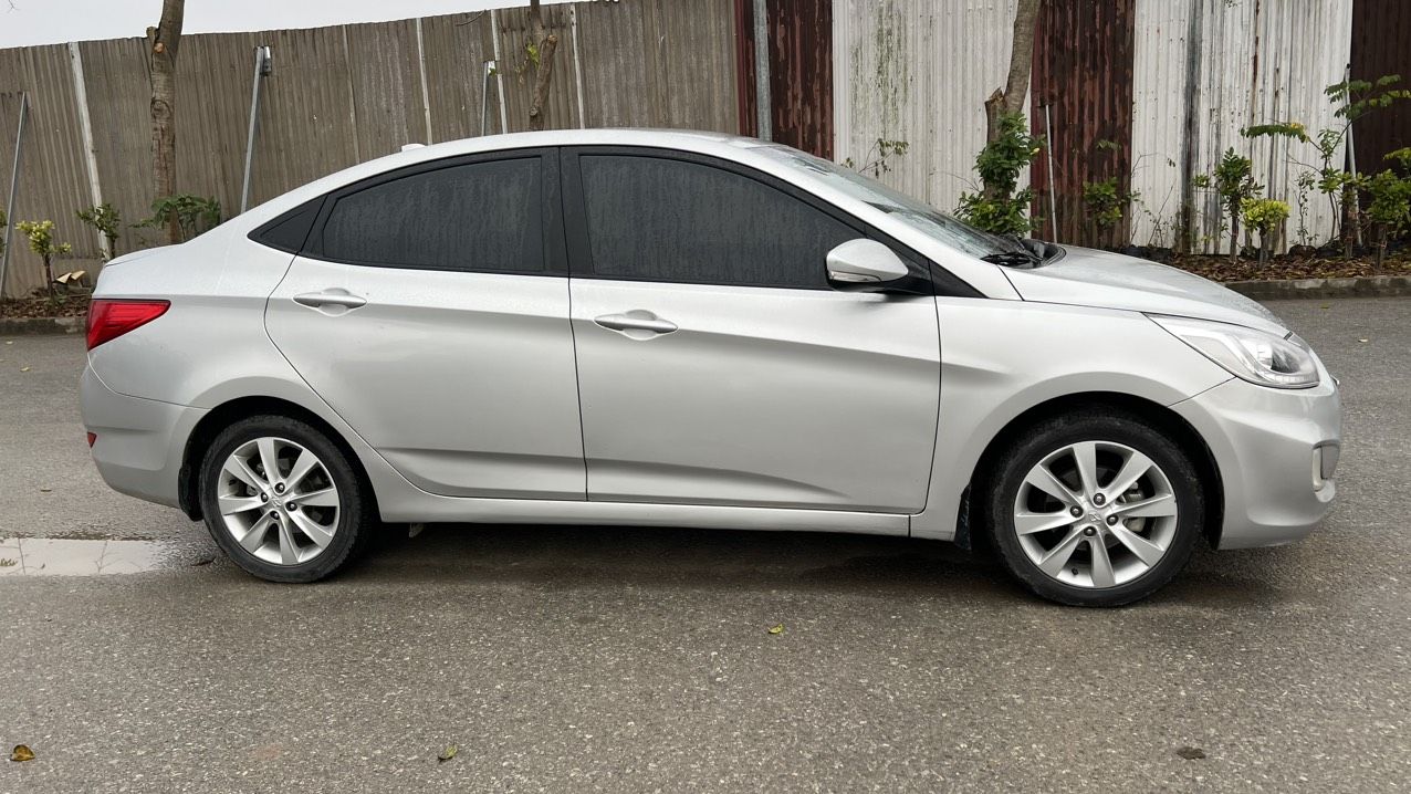 Hyundai Accent 2015 - Xe gia đình, số sàn