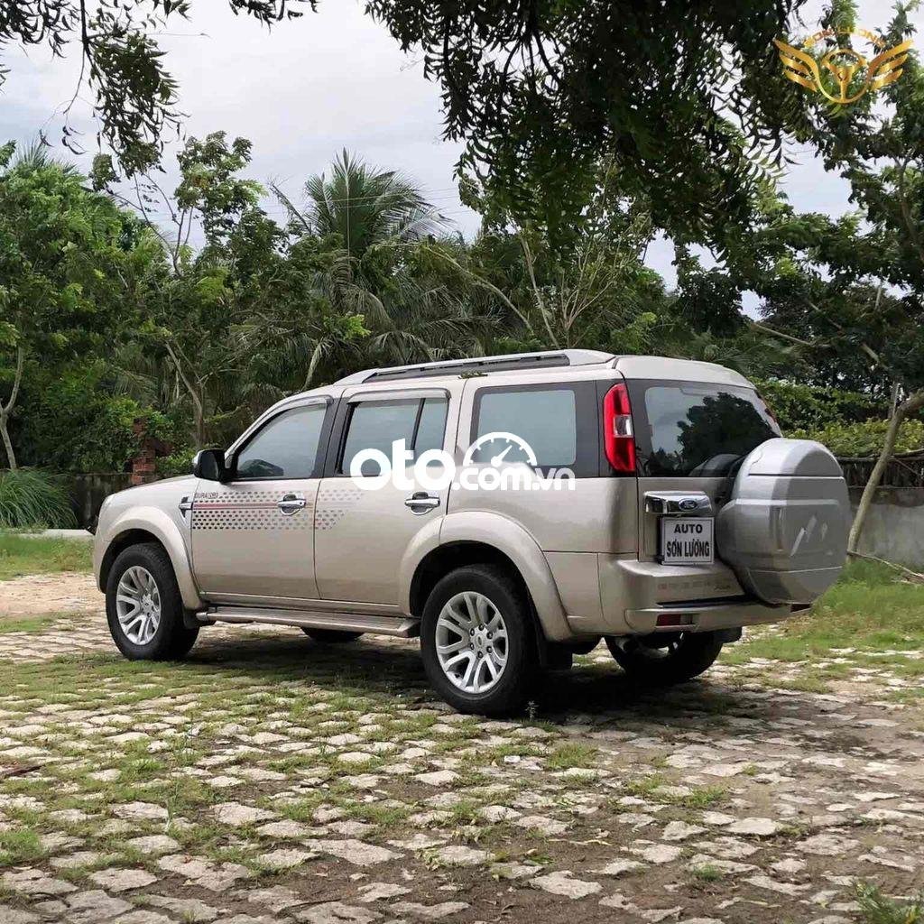 Ford Everest   2.5 AT 2014 2014 - ford everest 2.5 AT 2014