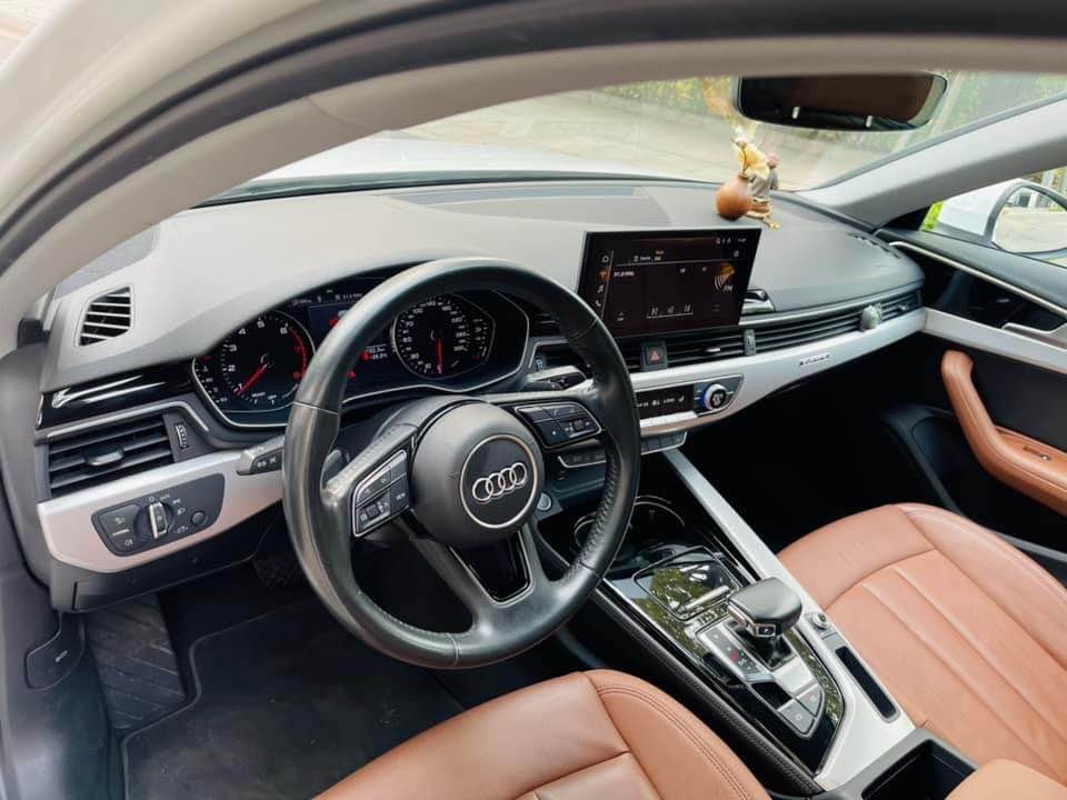 Audi A4 2020 - Xe màu trắng