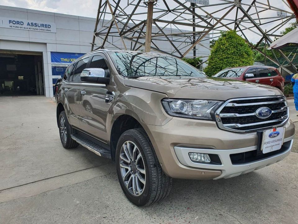 Ford Everest 2019 - Bản đủ số tự động