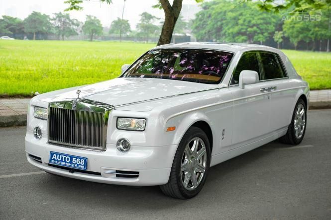 Rolls-Royce Phantom 2012 - Màu trắng, biển cực vip