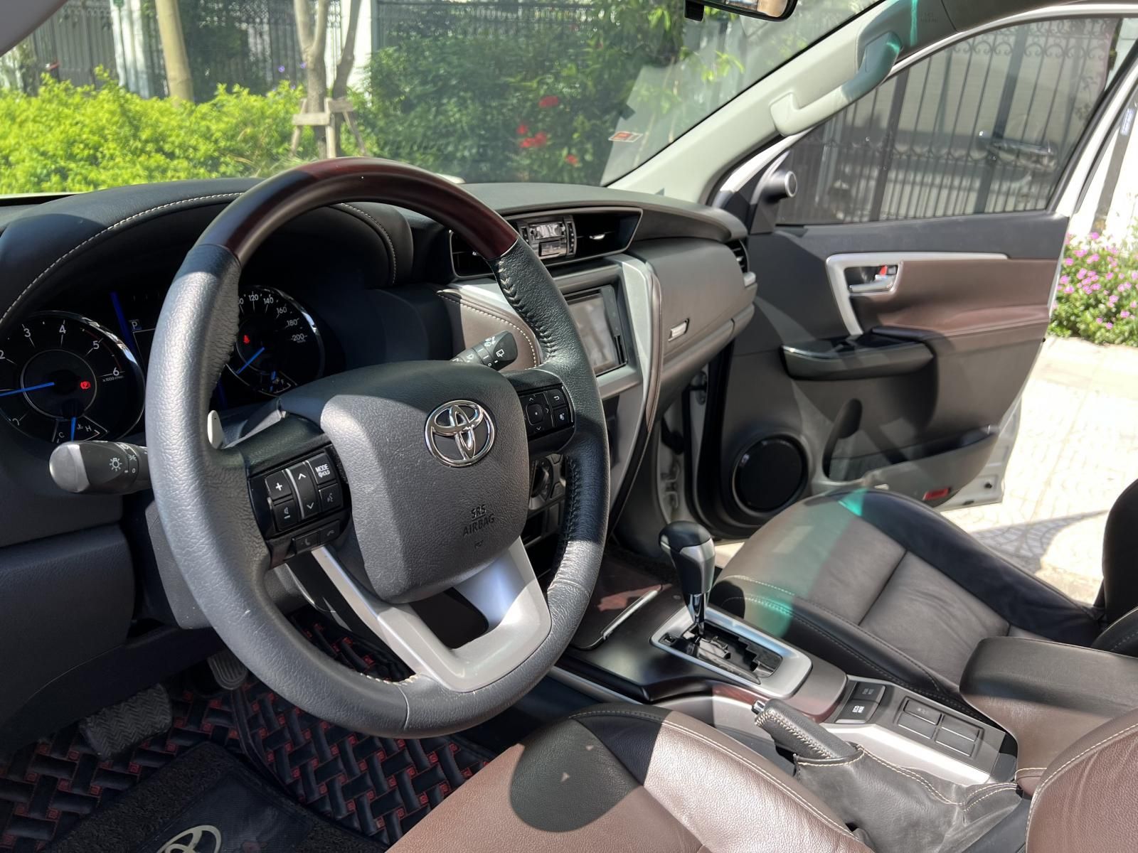 Toyota Fortuner 2019 - Odo 3 vạn km