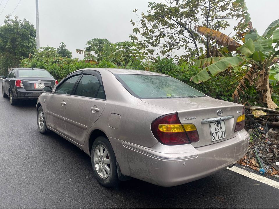 Toyota Camry 2003 - Giá chỉ 205tr