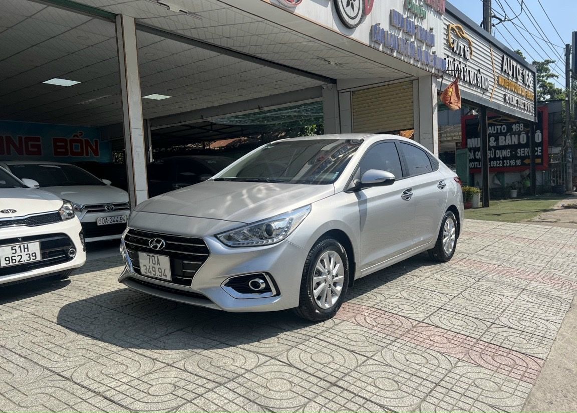 Hyundai Accent 2018 - Số sàn, đi chuẩn 6 vạn kilomet