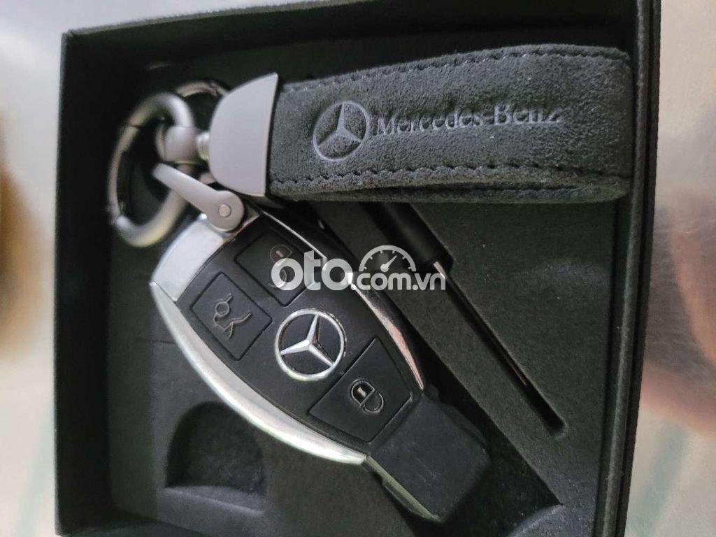 Mercedes-Benz C200 Bán Mercedes C200 2013 cá nhân sử dụng 2013 - Bán Mercedes C200 2013 cá nhân sử dụng