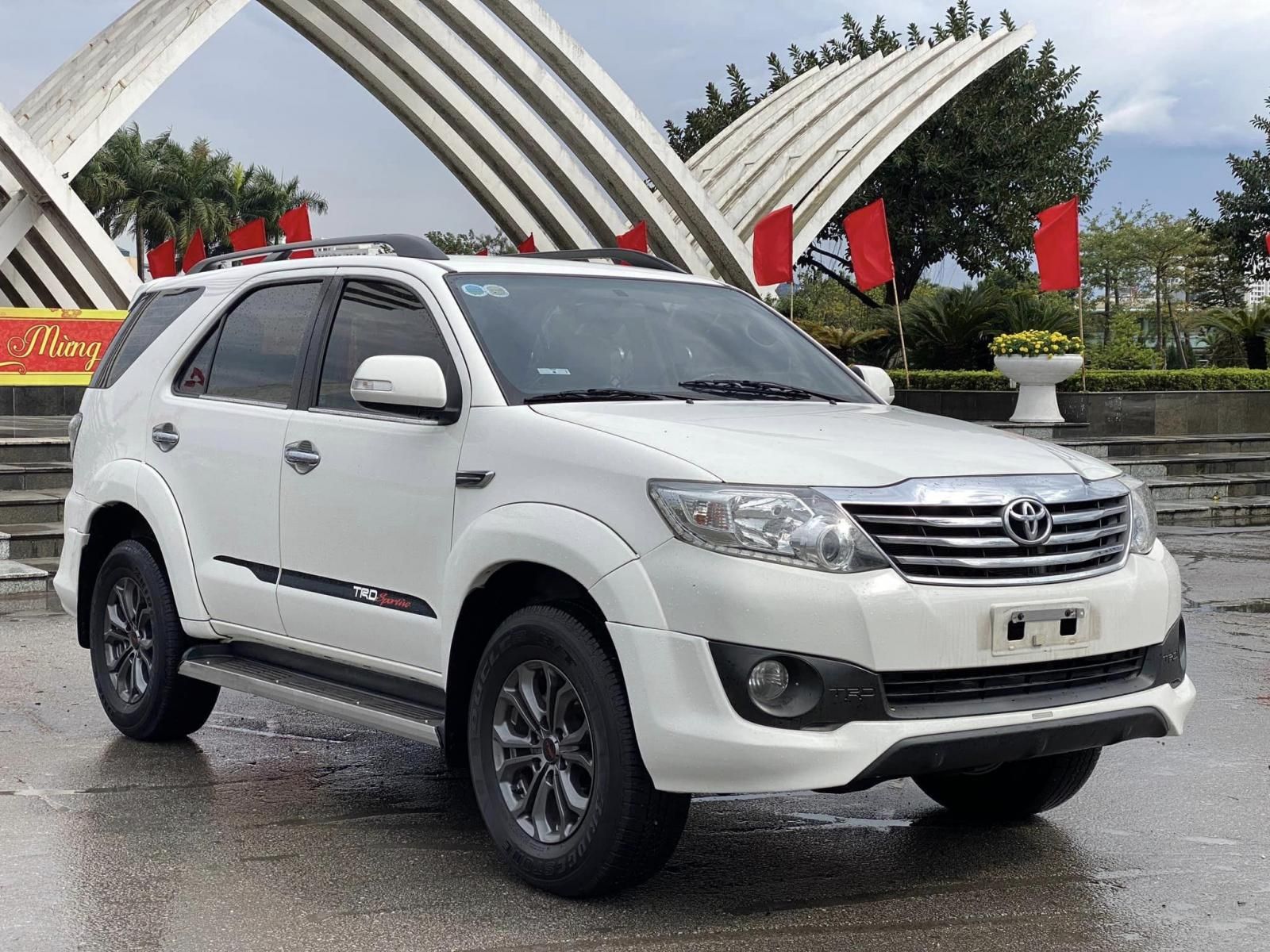 Toyota Fortuner 2014 - Toyota Fortuner 2014 số tự động