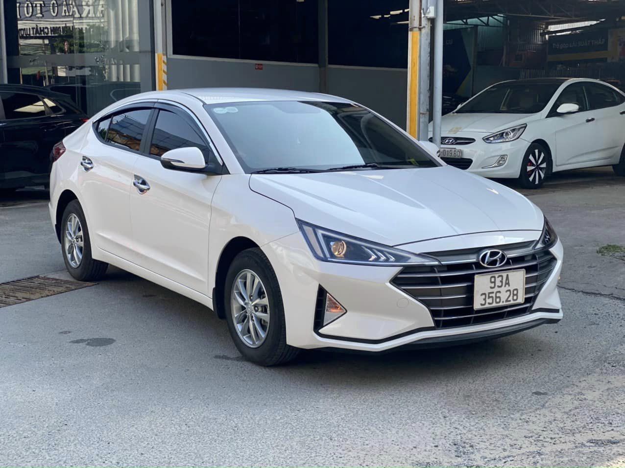 Hyundai Elantra 2020 - Trả góp đưa trước 170tr