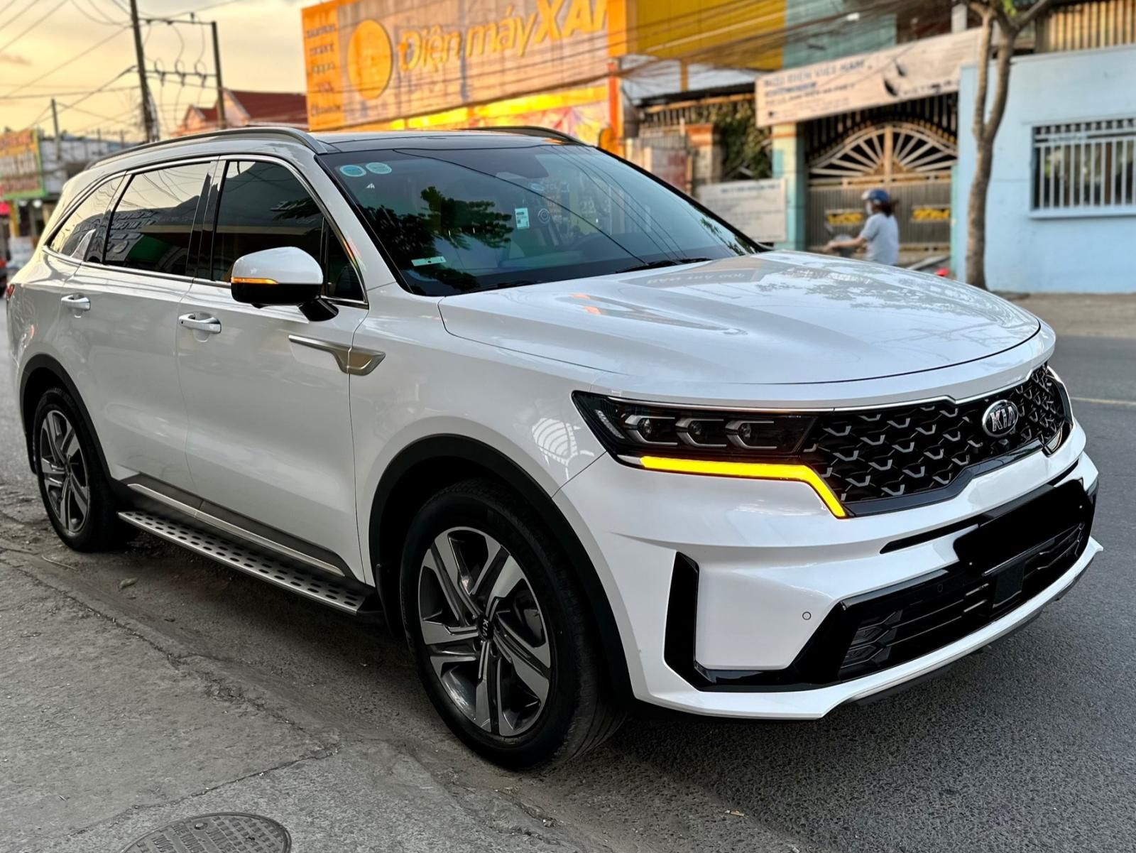 Kia Sorento 2022 - Màu trắng