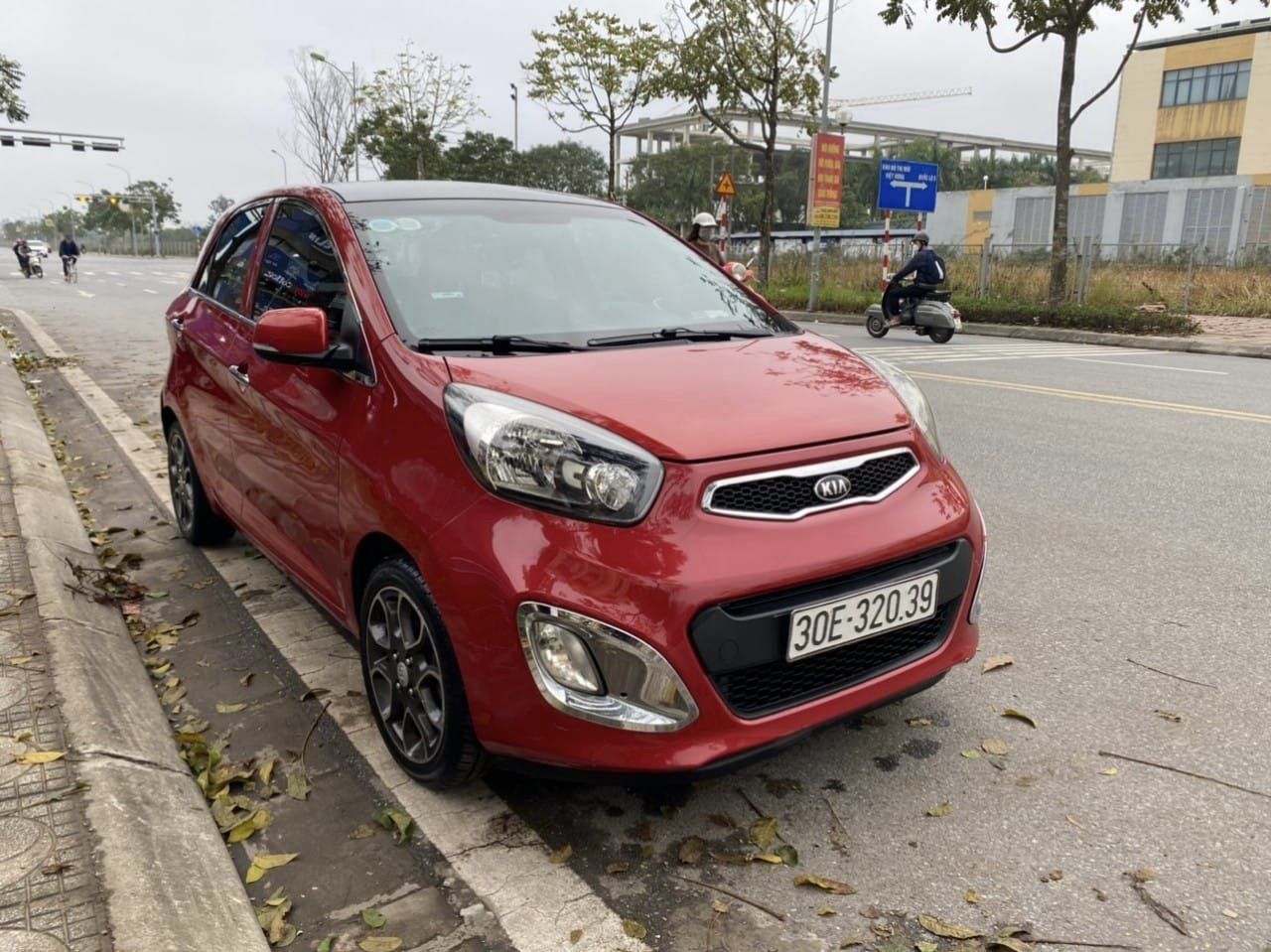 Kia Picanto 2014 - Màu đỏ, nhập khẩu nguyên chiếc