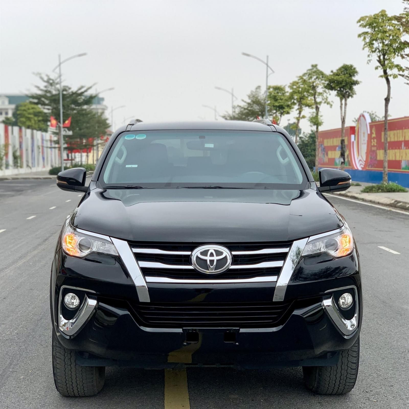 Toyota Fortuner 2019 - Toyota Fortuner 2019 số tự động tại Hà Nội