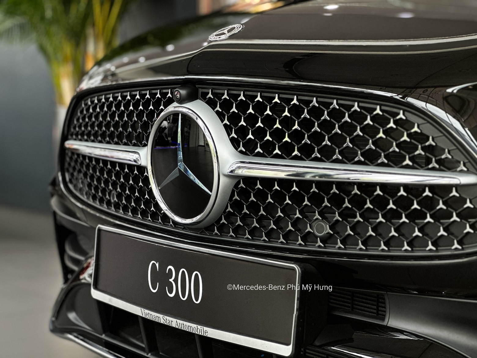 Mercedes-Benz C300 AMG 2023 - Màu Đen | Nâu - Xe Sẵn Giao Ngay Quận 5 - Quang 0901 078 222