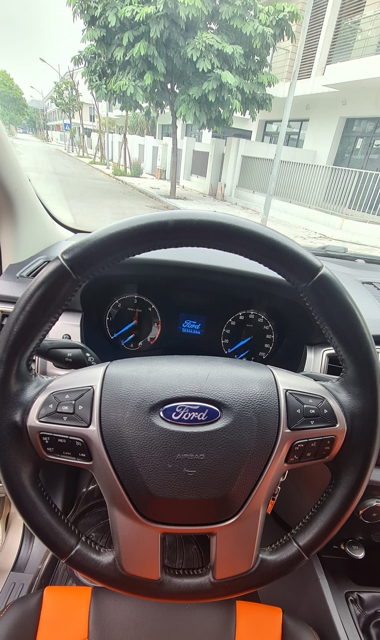 Ford Ranger 2016 - Xe biển tỉnh gốc đã rút hồ sơ