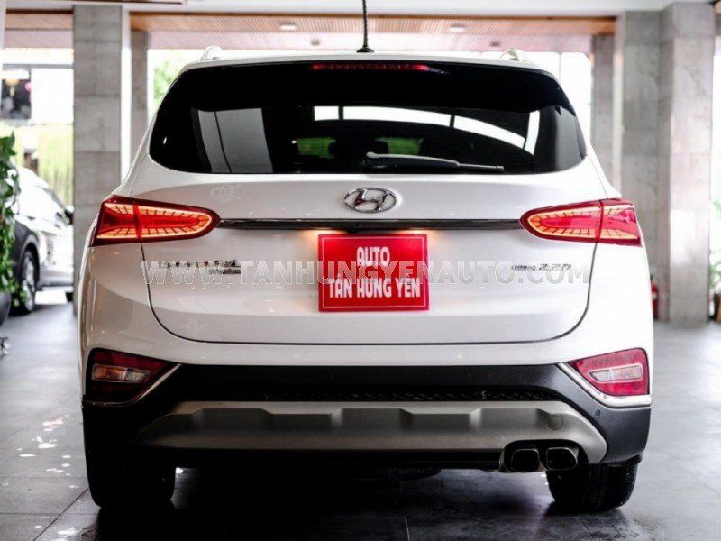 Hyundai Santa Fe 2019 - Màu trắng