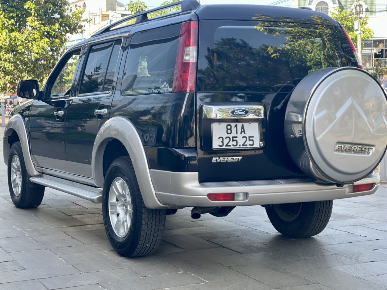 Ford Everest 2008 - Màu đen, 285tr