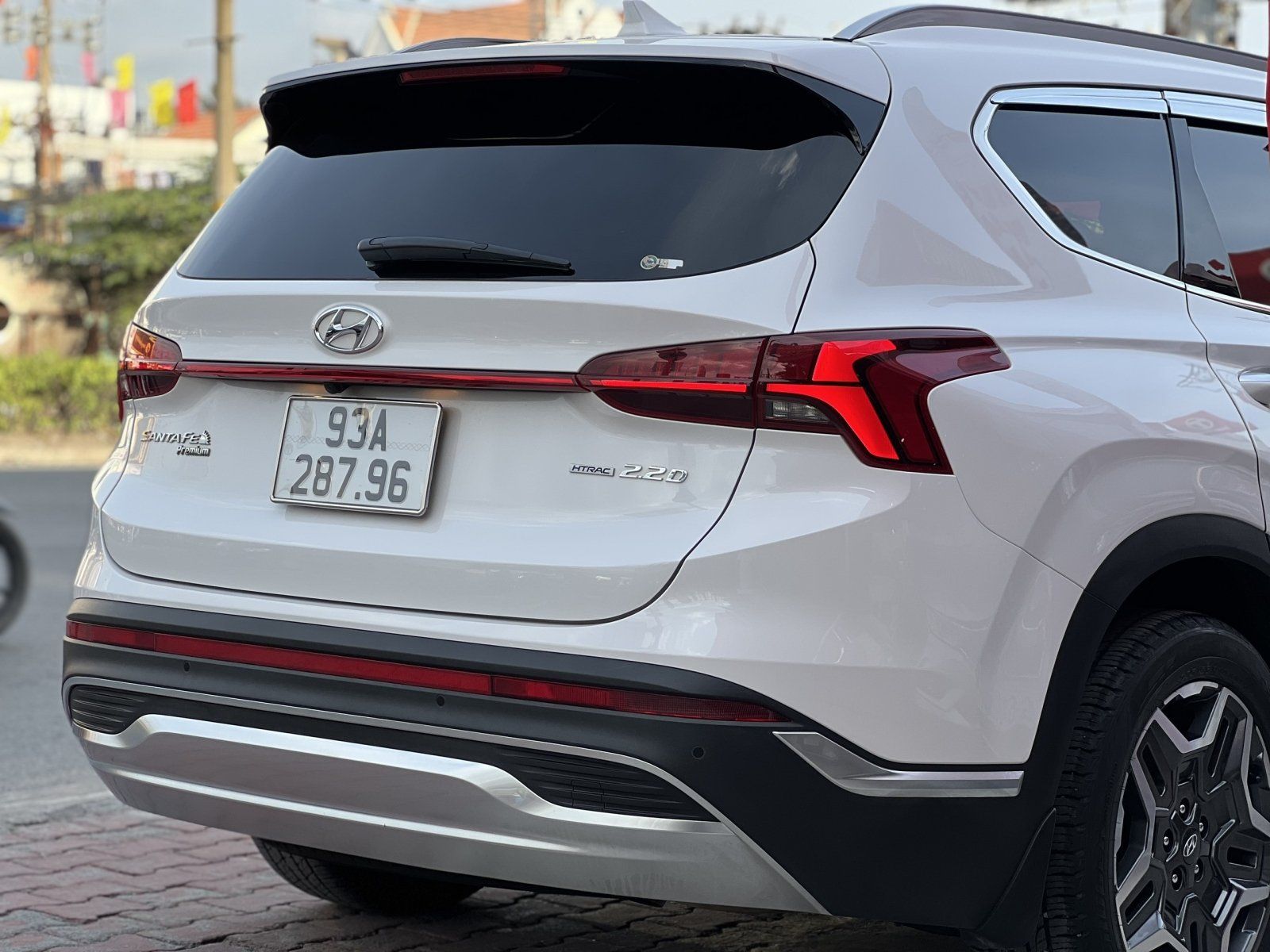 Hyundai Santa Fe 2021 - Màu trắng