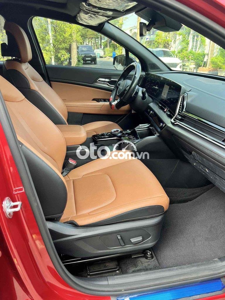 Kia Sportage   Signature 2.0 Dầu full 2022-8k klm. 2022 - Kia Sportage Signature 2.0 Dầu full 2022-8k klm.