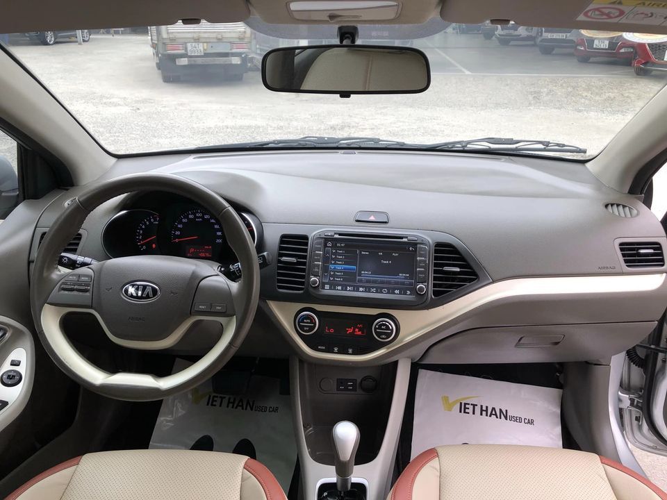 Kia Morning 2019 - Màu bạc số tự động, giá cực tốt