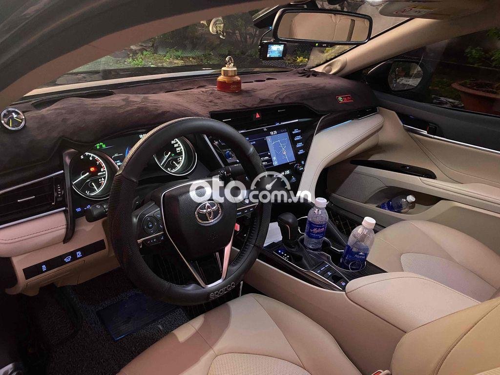 Toyota Camry Bán   2.5Q cuối 2019 màu đen 2019 - Bán Toyota Camry 2.5Q cuối 2019 màu đen