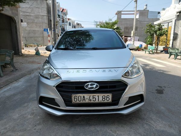 Hyundai Grand i10 2017 - Màu bạc