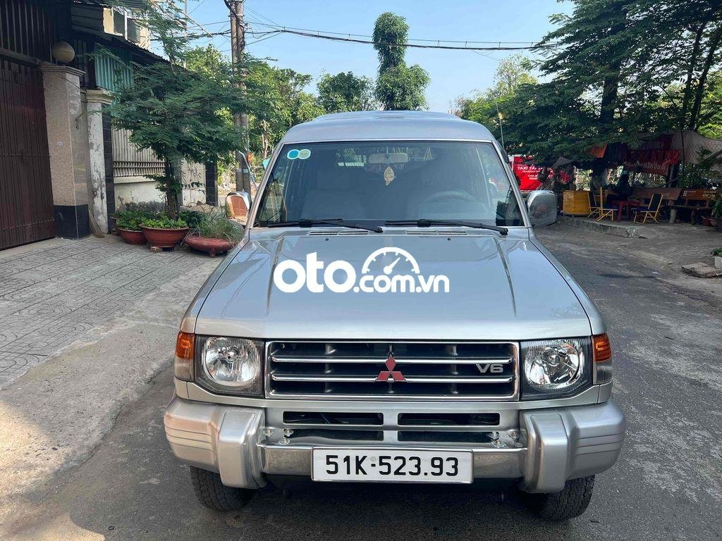 Mitsubishi Pajero  Máy xăng 3.0 Xe đẹp chuẩn odo Mến alo 2005 - PAJERo Máy xăng 3.0 Xe đẹp chuẩn odo Mến alo