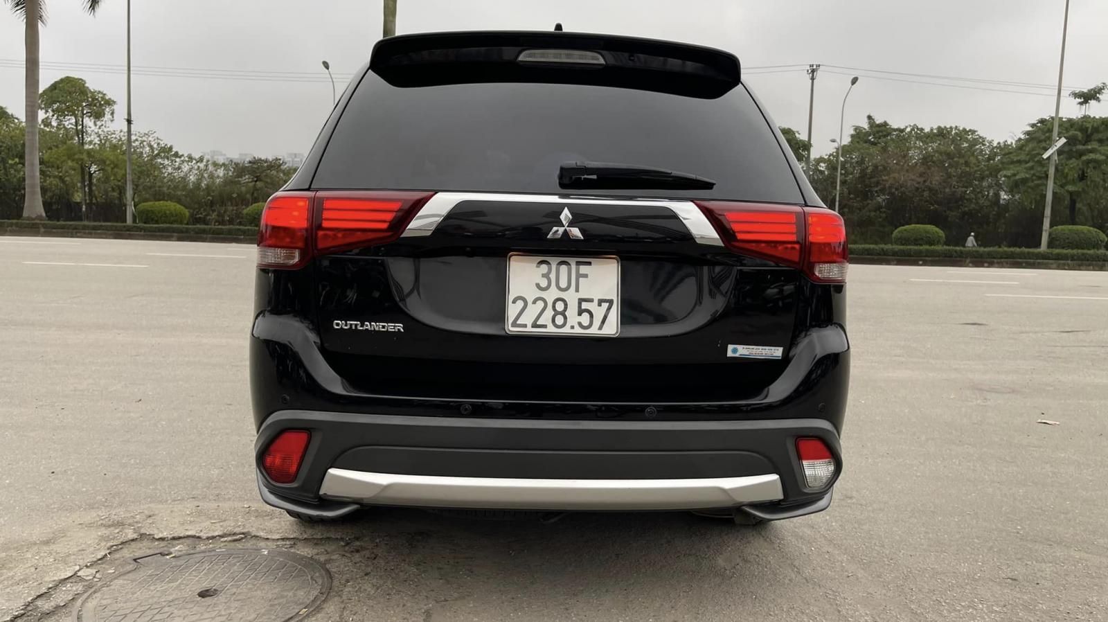 Mitsubishi Outlander 2018 - Xe cực đẹp, máy số keo chỉ zin tuyệt đối