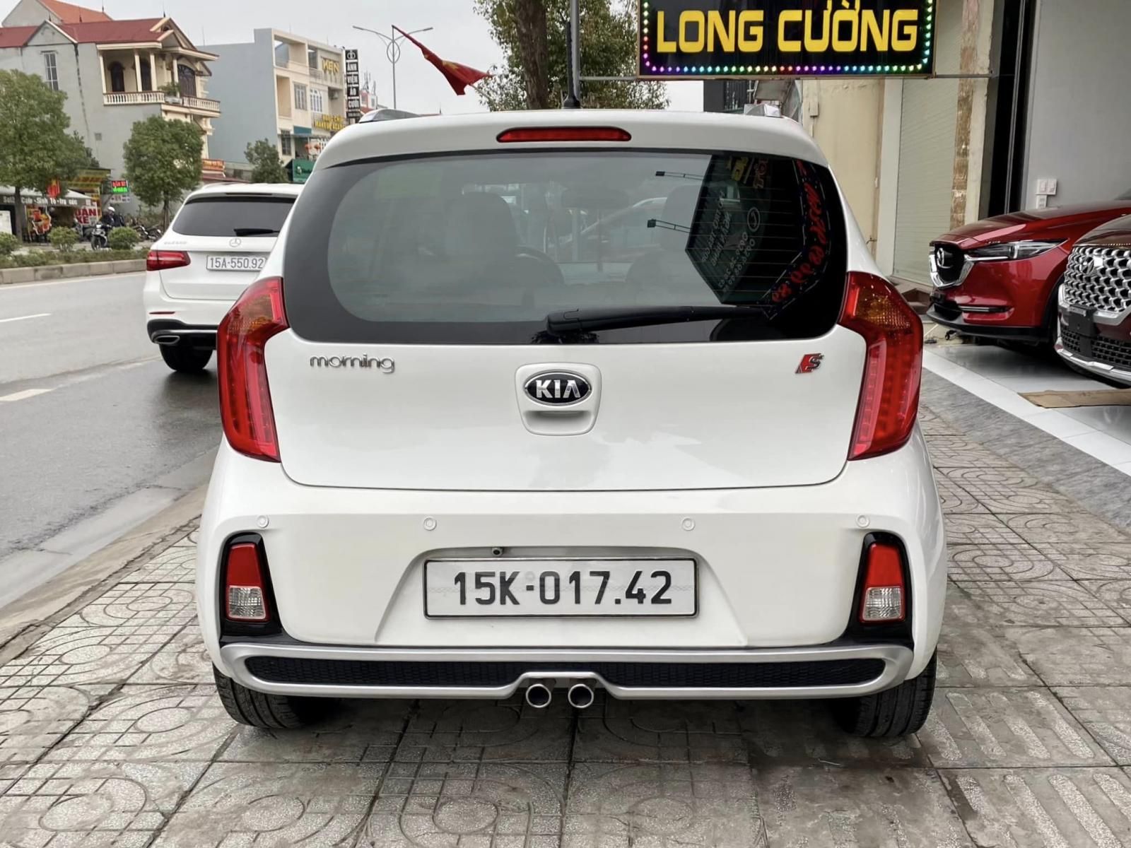 Kia Morning 2018 - Màu trắng giá hữu nghị