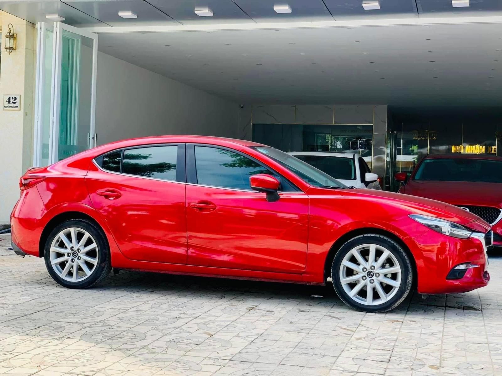 Mazda 3 2019 - Màu đỏ giá ưu đãi