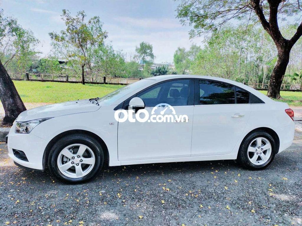 Chevrolet Cruze Cần bán Chevolet  2013 Số tự động 2013 - Cần bán Chevolet Cruze 2013 Số tự động