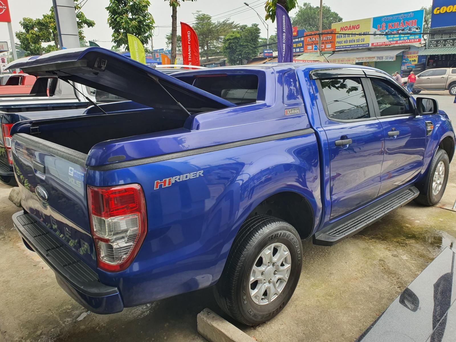 Ford Ranger 2017 - Số tự động 2017 xanh phong thủy, BH hãng 2024, hỗ trợ vay