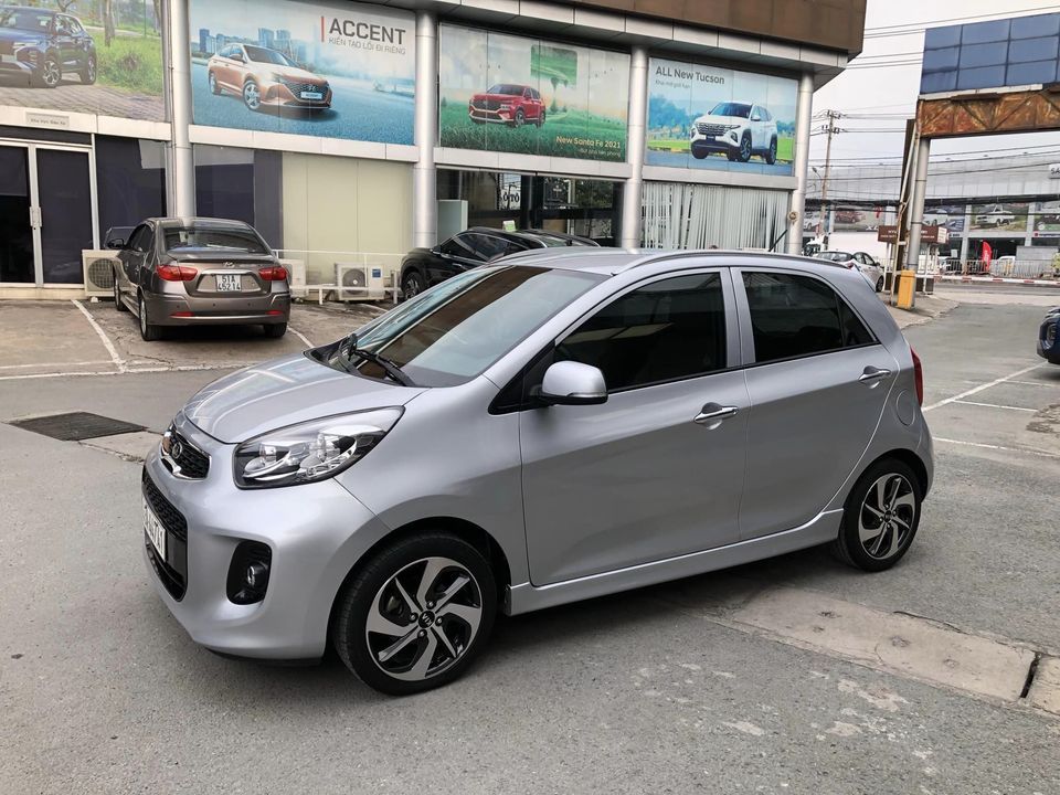 Kia Morning 2019 - Màu bạc số tự động, giá cực tốt