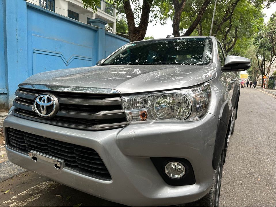 Toyota Hilux 2020 - Toyota Hilux 2020 số sàn