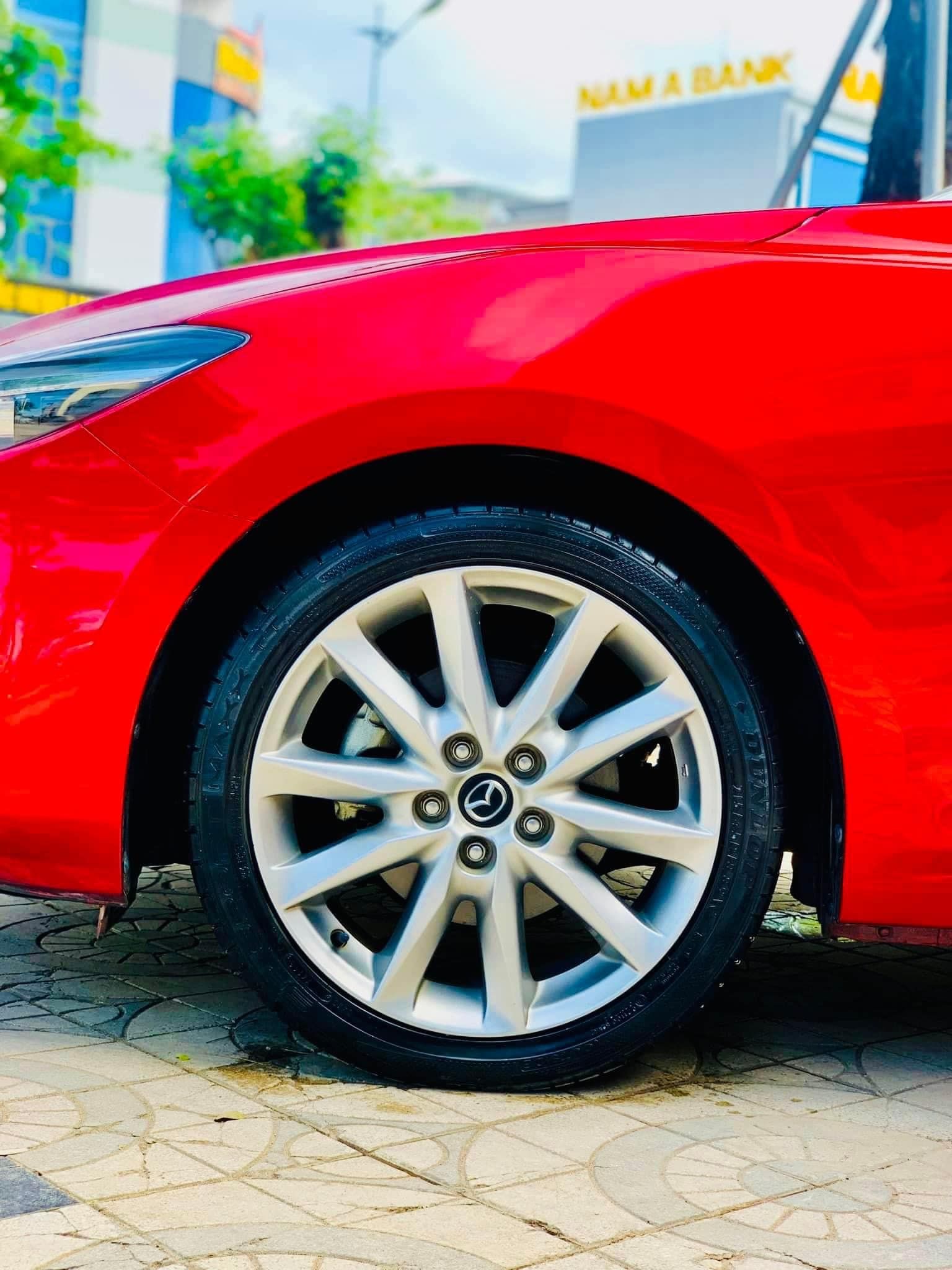 Mazda 3 2019 - Màu đỏ giá ưu đãi