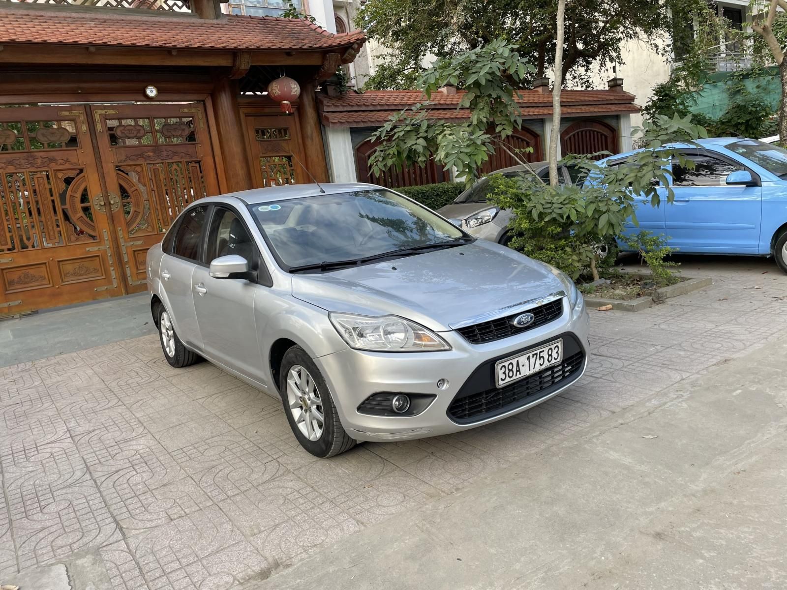 Ford Focus 2010 - Xe tư nhân từ đầu