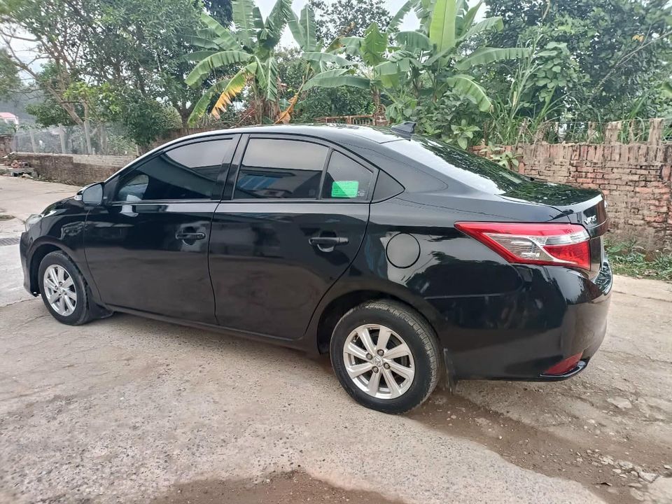 Toyota Vios 2016 - Màu đen, giá cạnh tranh