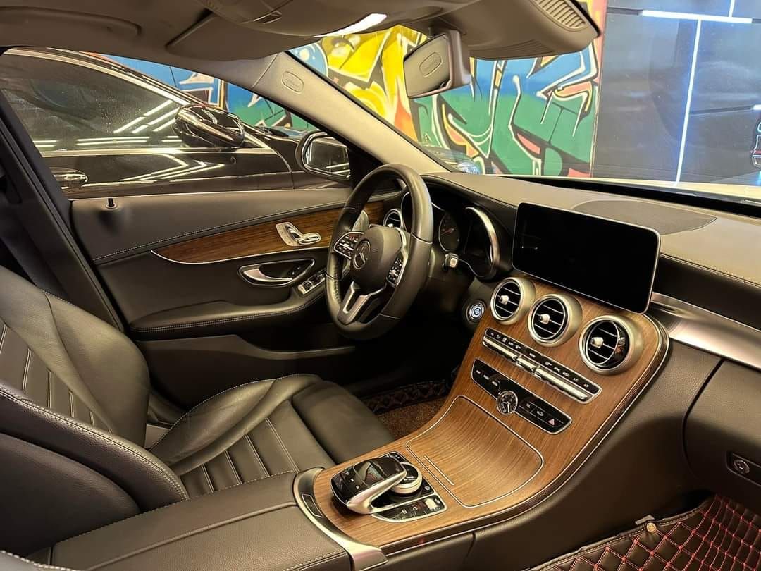 Mercedes-Benz C200 2018 - Tặng ngay gói chăm sóc và phủ Ceramic cao cấp