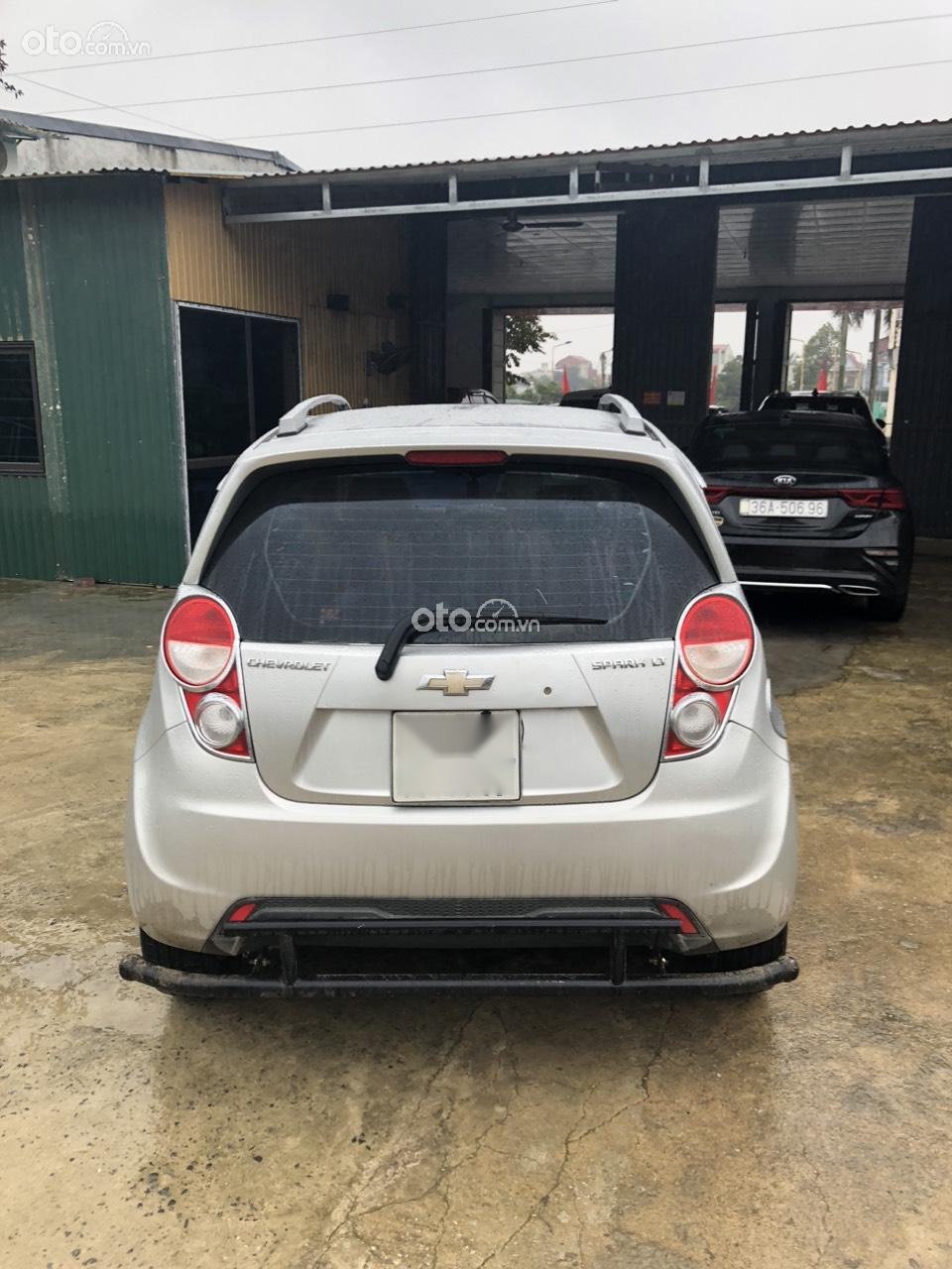 Chevrolet Spark 2013 - Xe màu bạc