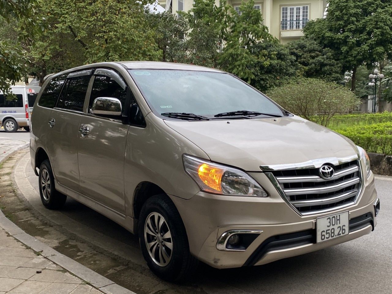 Toyota Innova 2005 - Chính chủ xe đẹp