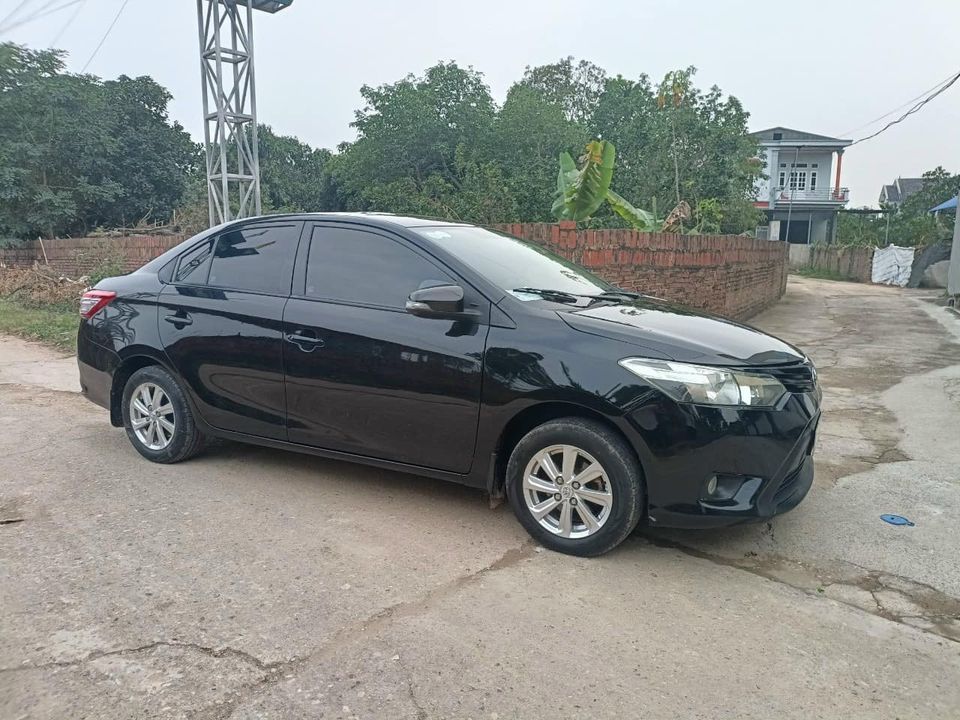 Toyota Vios 2016 - Màu đen, giá cạnh tranh