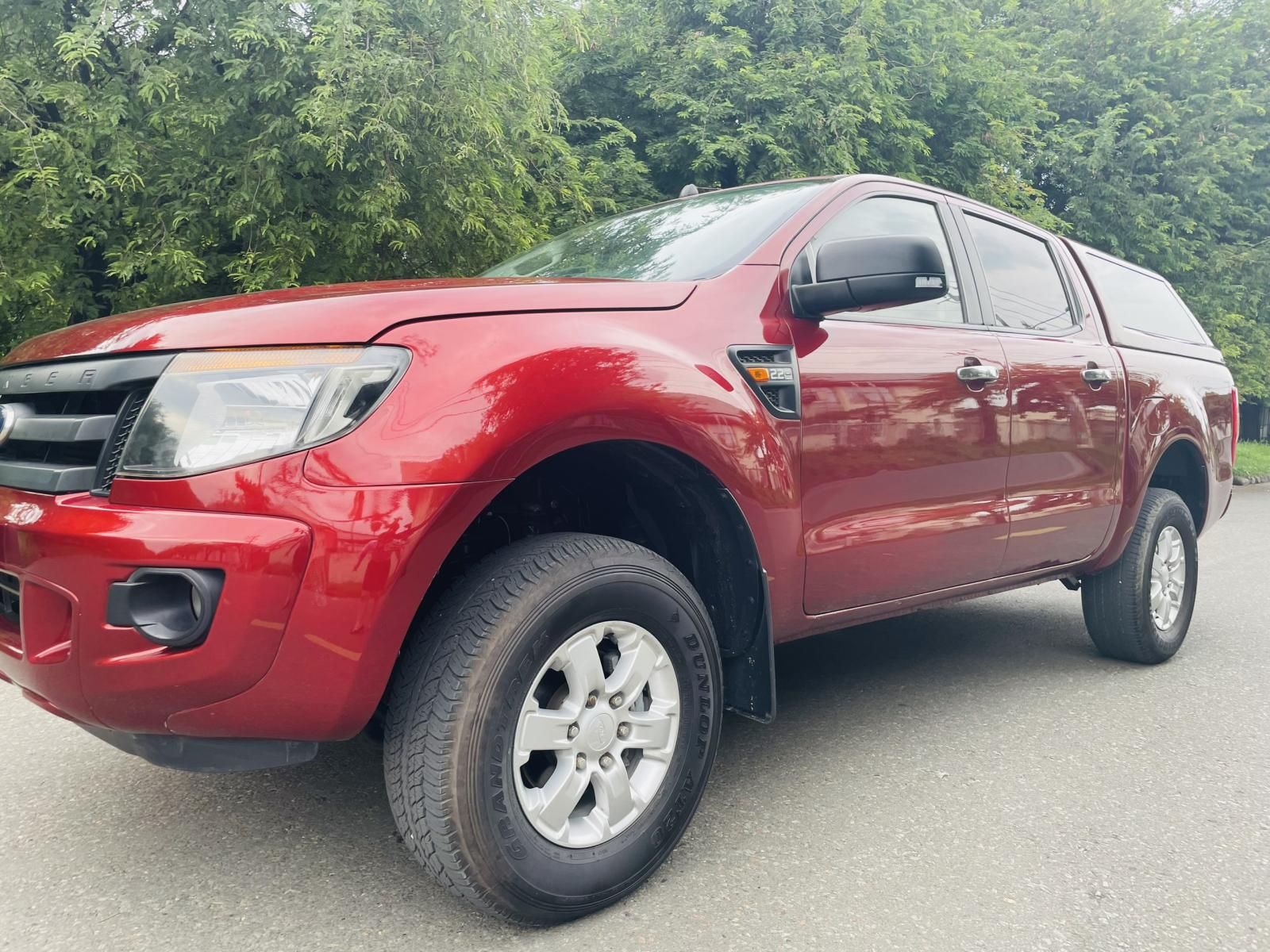 Ford Ranger 2015 - Số sàn 2 cầu - Xe rất cứng