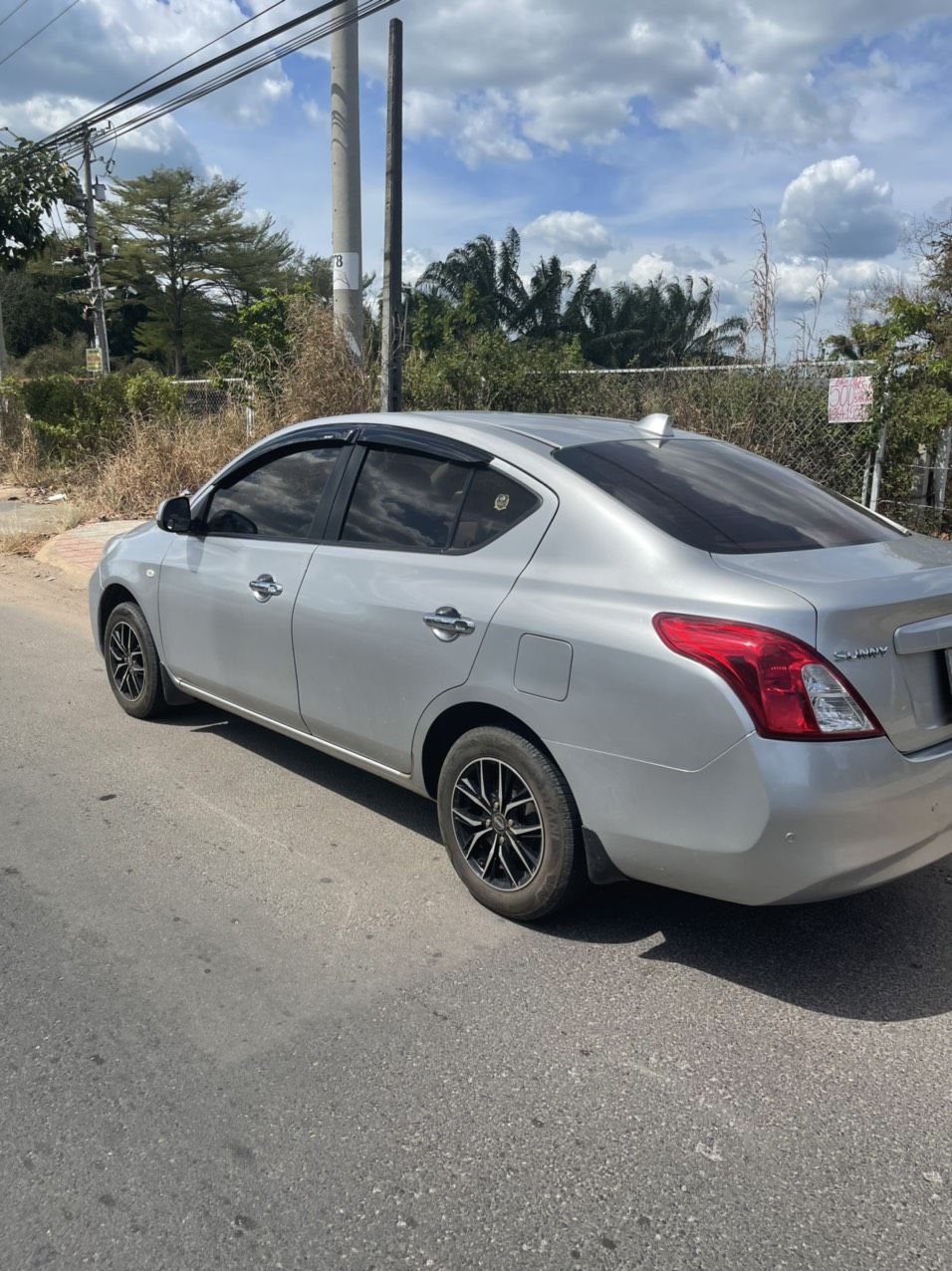 Nissan Sunny 2013 - Xe số sàn - Xe bao zin đi từ đầu đến đuôi