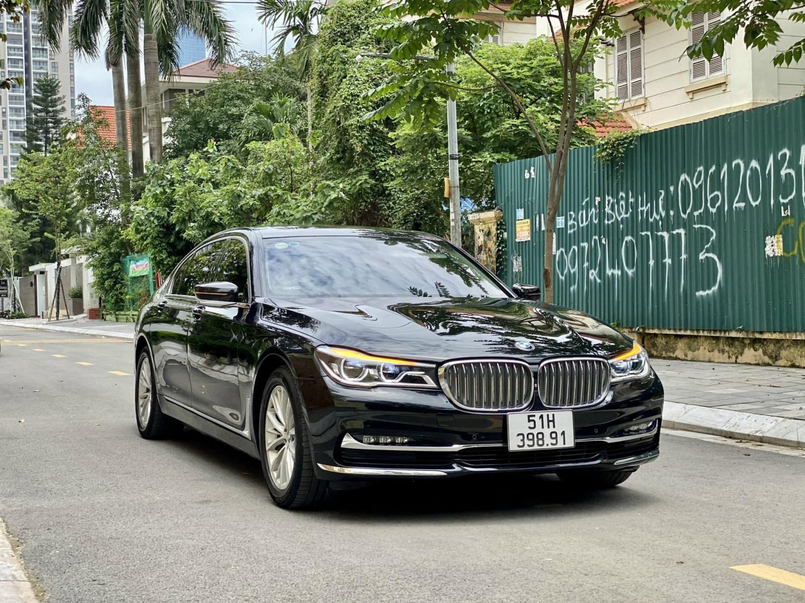 BMW 730Li 2018 - Bán xe màu đen