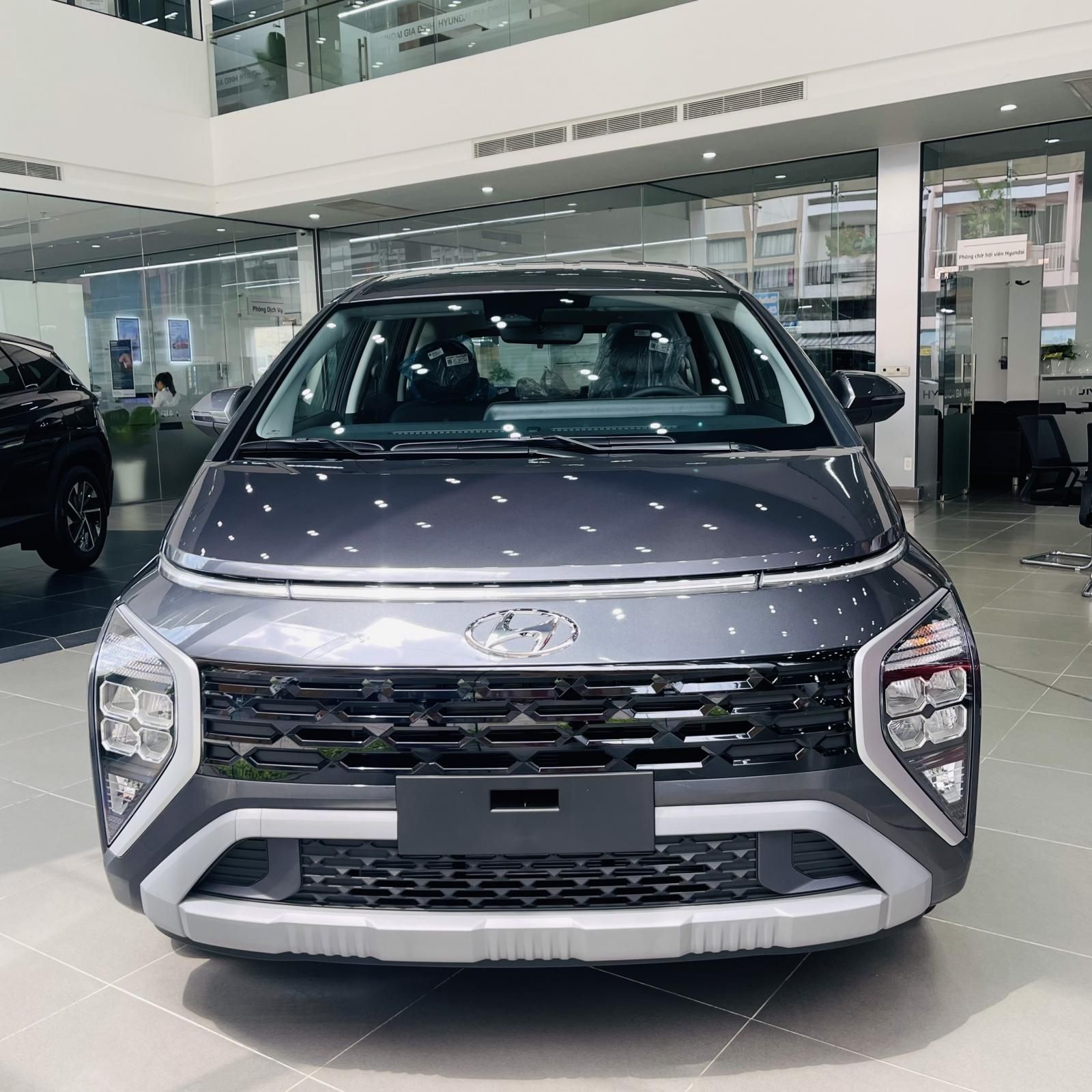 Hyundai Stargazer 2022 - Giảm ngay 65 triệu + Full phụ kiện chính hãng + Vay tối đa 85% 8 năm + Xe sẵn giao ngay