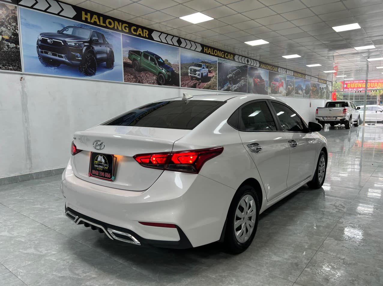 Hyundai Accent 2019 - Màu trắng, giá cực tốt