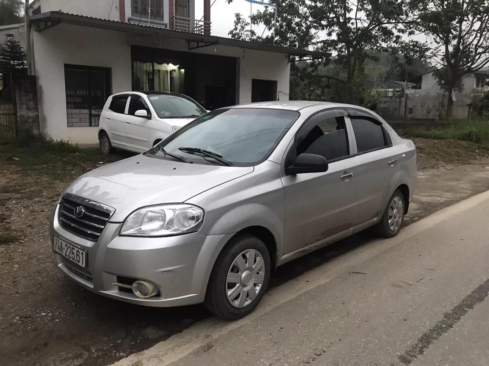 Daewoo Gentra 2008 - Màu bạc, 100 triệu