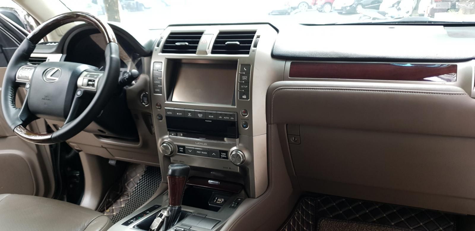 Lexus GX 460 2013 - Màu đen, nội thất nâu
