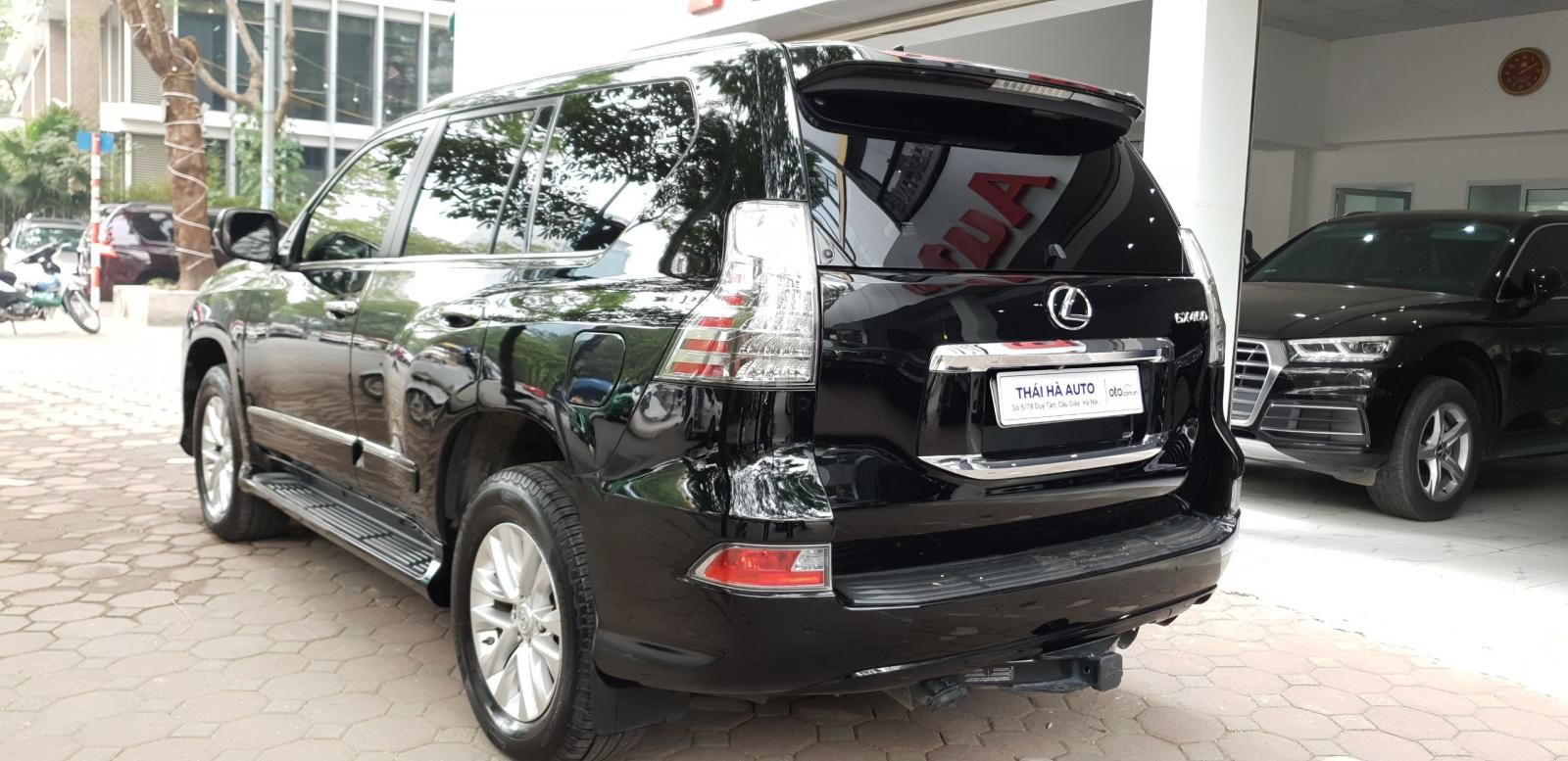 Lexus GX 460 2013 - Màu đen, nội thất nâu
