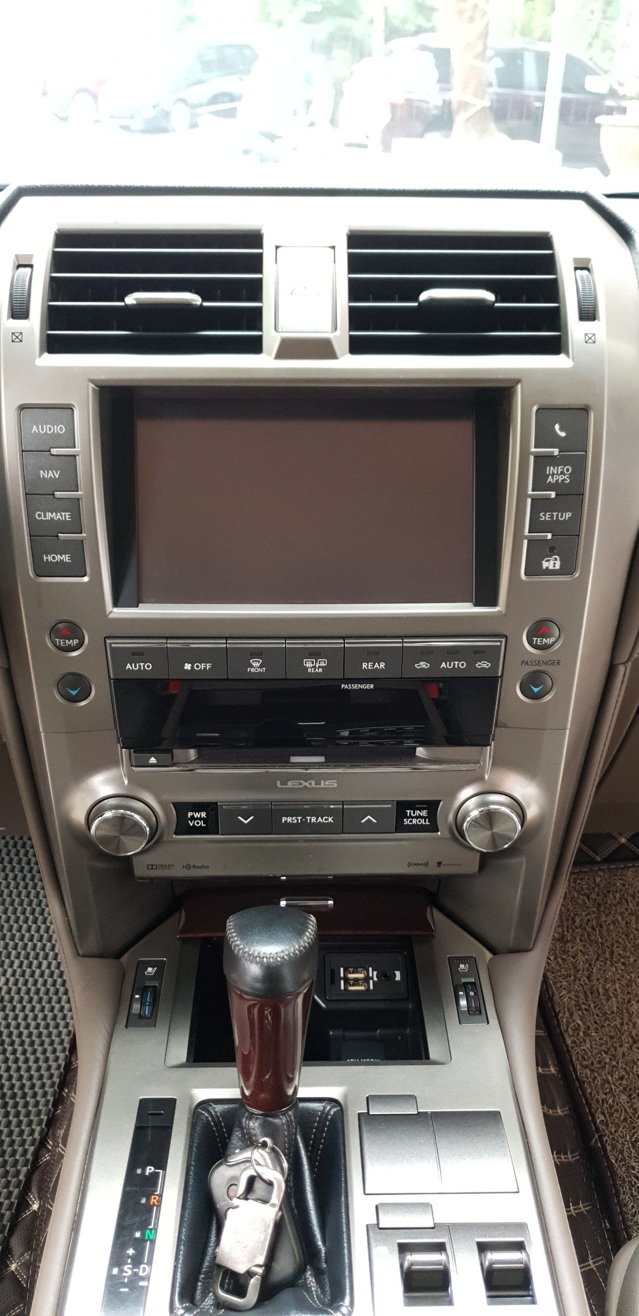 Lexus GX 460 2013 - Màu đen, nội thất nâu
