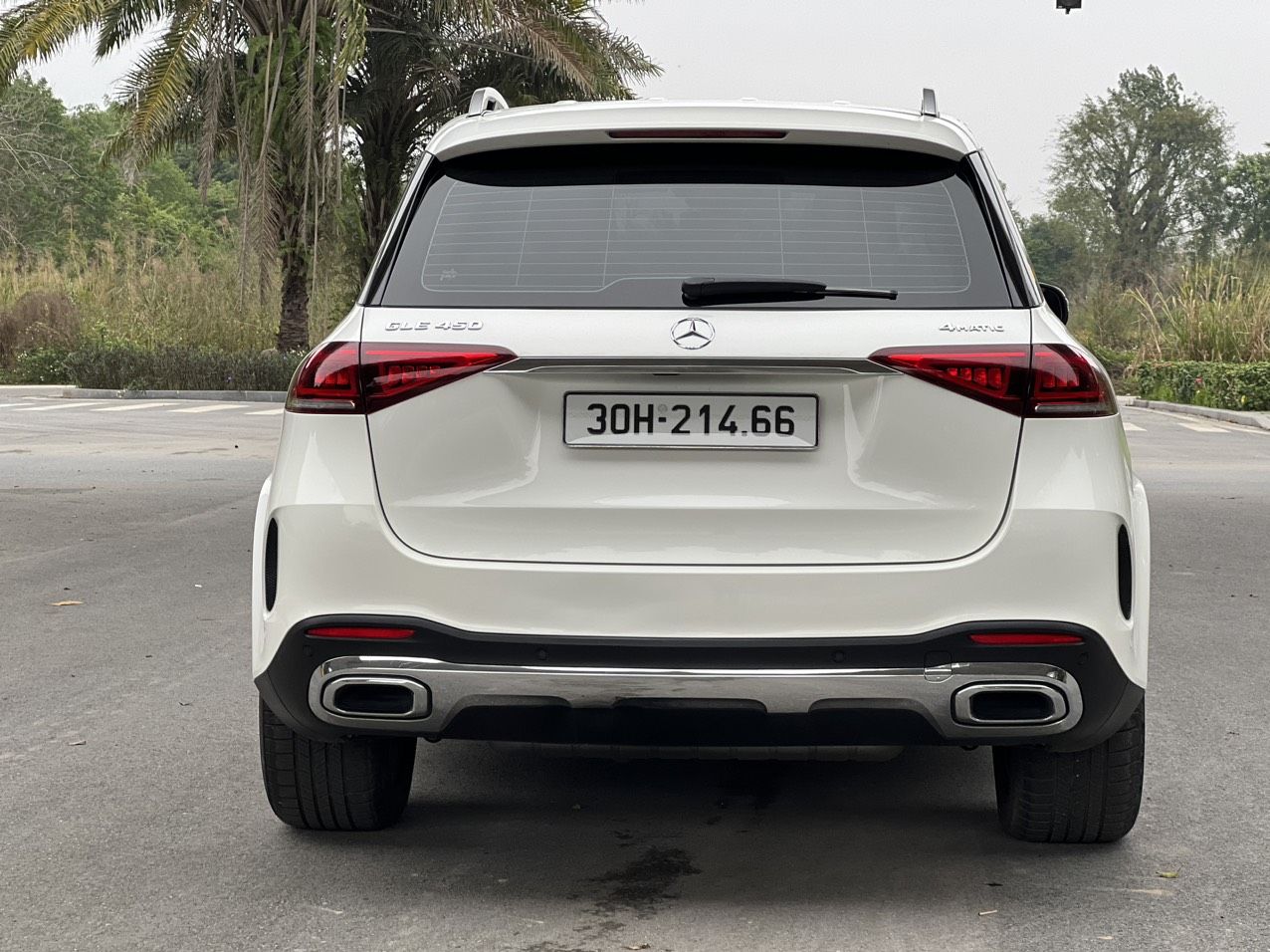 Mercedes-Benz GLE 450 2020 - Trắng, nội thất nâu